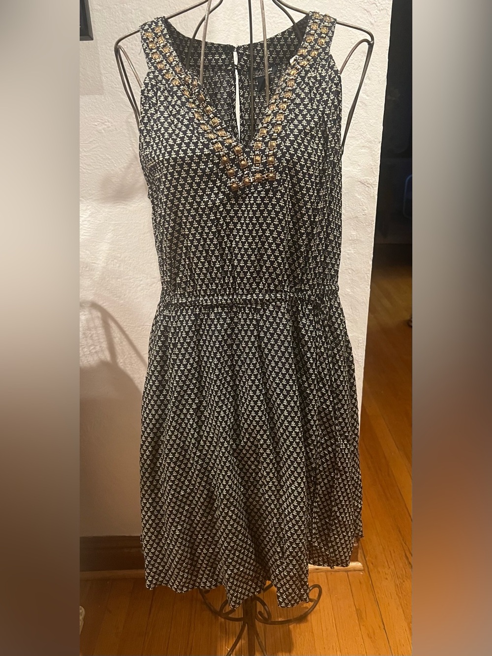 Sleeveless Blue & White Patterned V-Neck Summer Dress-Lucky Brand